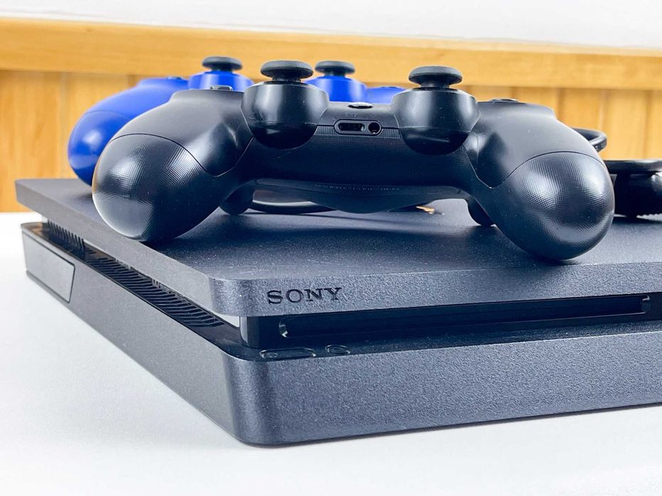 Ігрова приставка PlayStation 4 Slim 1TB + 2 геймпада КОМПЛЕКТ PS4