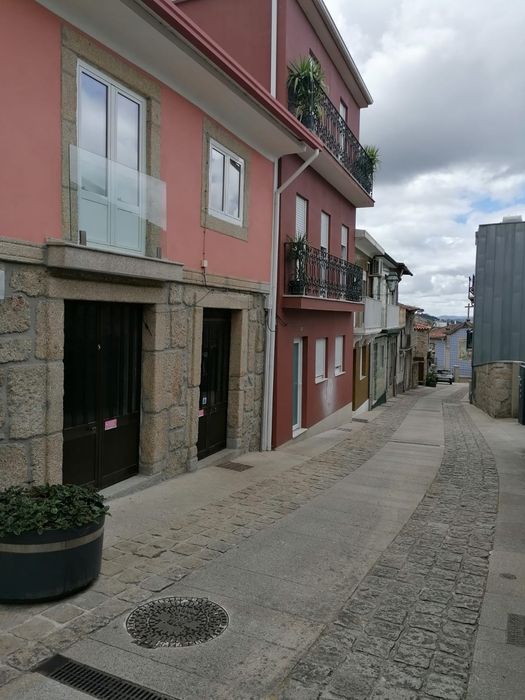Arrenda-se espaço comercial