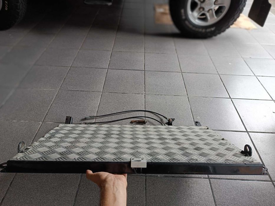 Meia porta original Land Rover Defender Completa