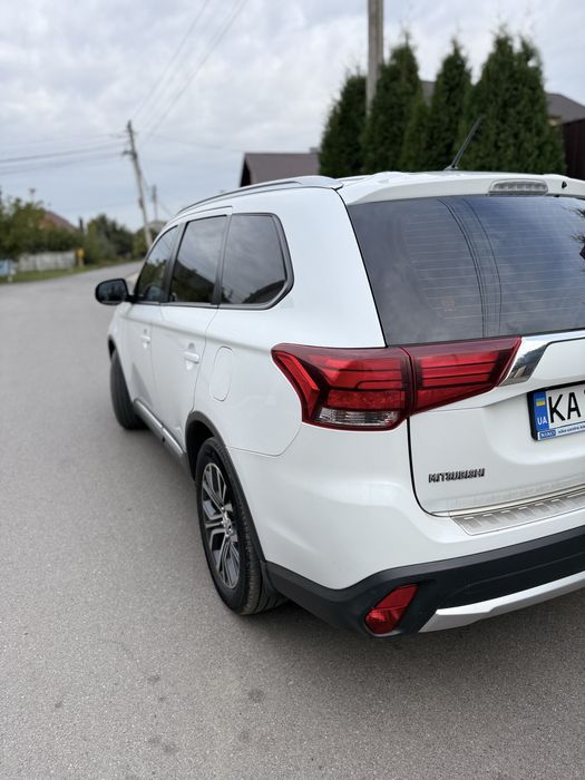 Mitsubishi Outlander 2017