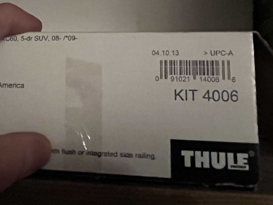 Komplet uchwytów dachowych "Thule Rapid System 753" (np.do VolvoXC60)
