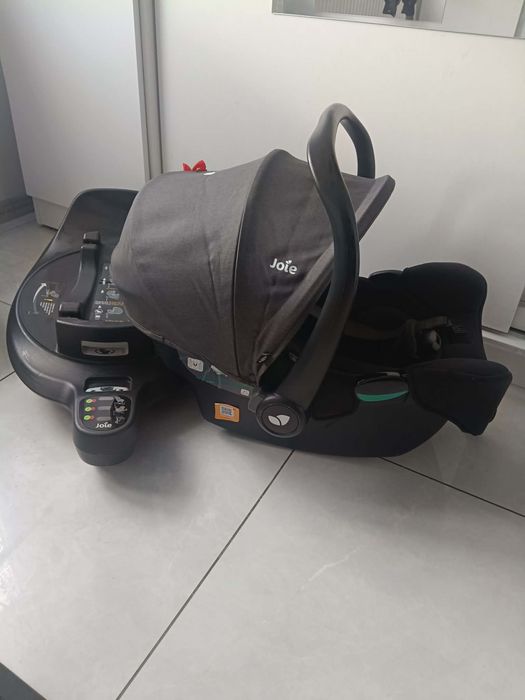 Fotelik z baza isofix