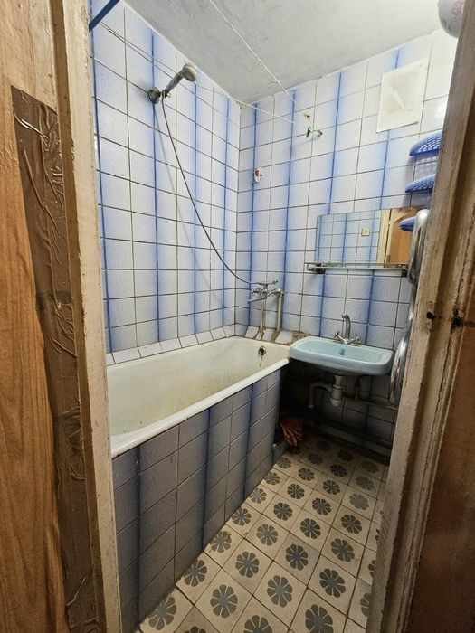 Продам трикімнатну квартиру зуп.Гетьмана Сагайдачного,вул.Європейська.