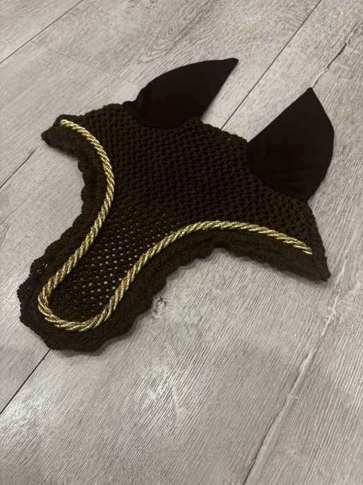 Czekoladowy nausznik dla konia w rozmiarze full