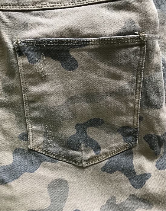 Джинси Bershka