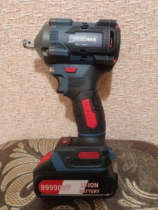 Гайкокрут, шуруповерт безщітковий двигун.