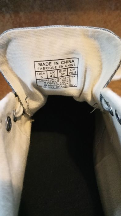 Sprzedam buty chłopięce rozm. 37