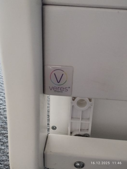 Дитяче ліжечко .