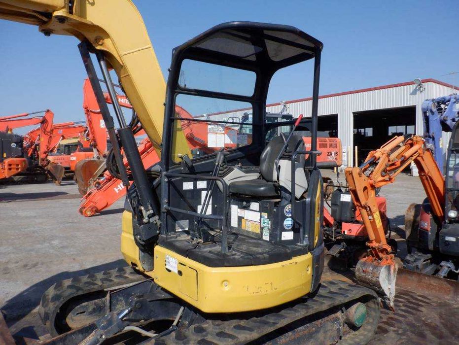 Экскаватор гусеничний YANMAR B60U