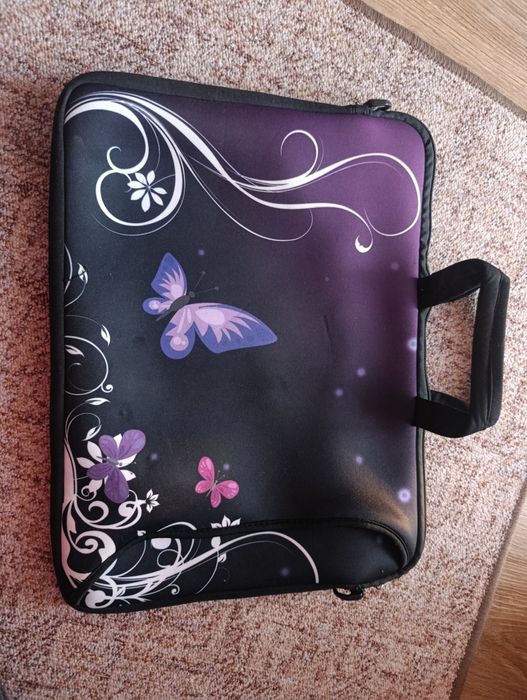 Pokrowiec, etui na laptopa
