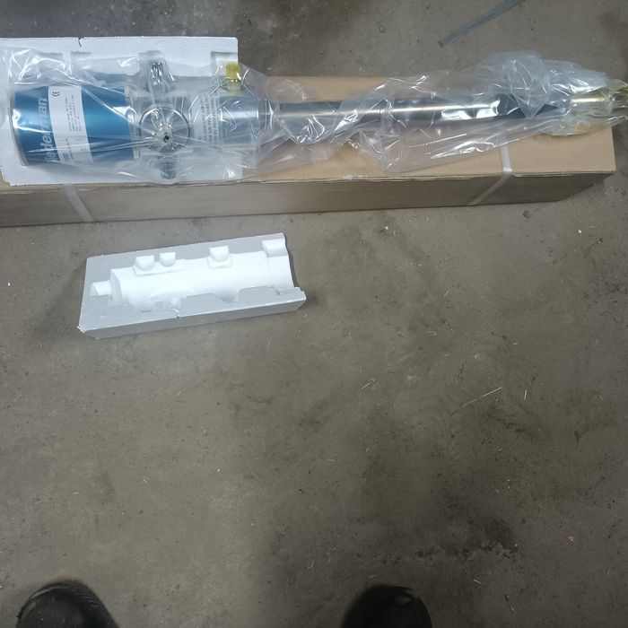 Pompa pompka  pneumatyczna do oleju smaru Nederman