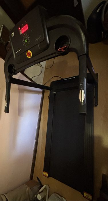 Passadeira, como nova, marca BOOYTONE H HOME