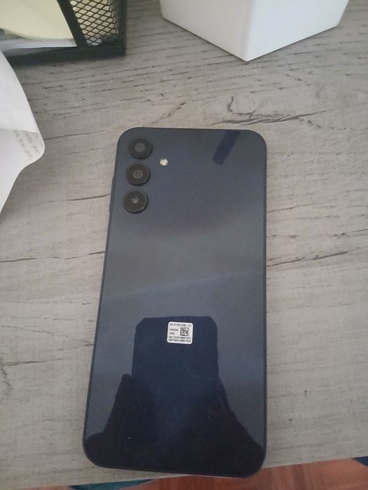 Telemóvel Samsung A15 (avariado)