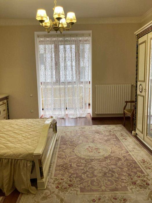 Продажа! классная 4комнатная паркоместо Центр Старокозацкая Парк Глобы