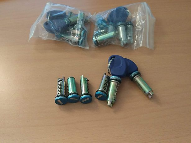 Canhões  Portas + 2 Chaves Iveco Daily (06-12) (NOVO)