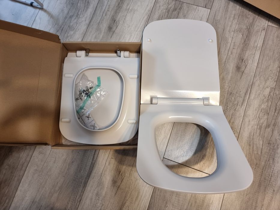 Deska sedesowa Cersanit mesto square slim Mito
