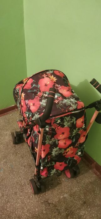 Прогулочная коляска трость Cosatto