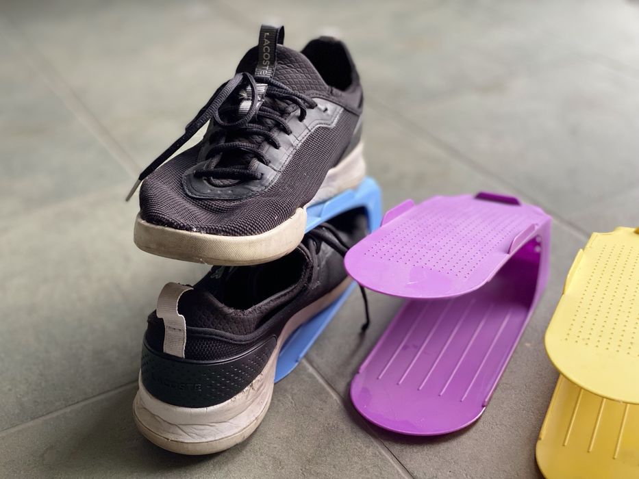 Zestaw stojakow na buty