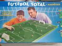 Jogo Familiar - O Quiz do Futebol Laranjeiro E Feijó • OLX Portugal
