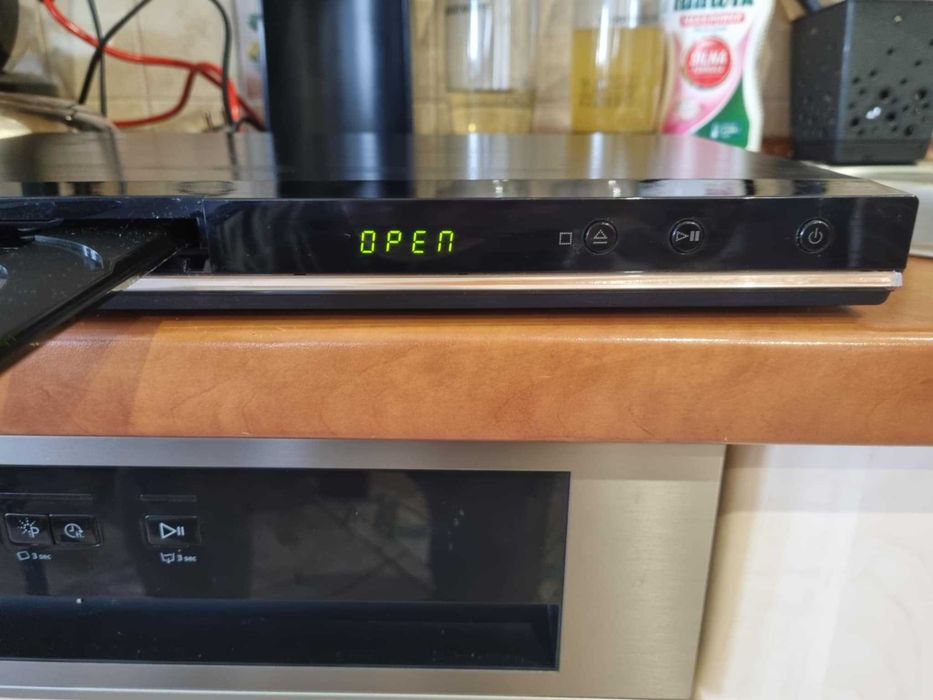 DVD Samsung z pillotem