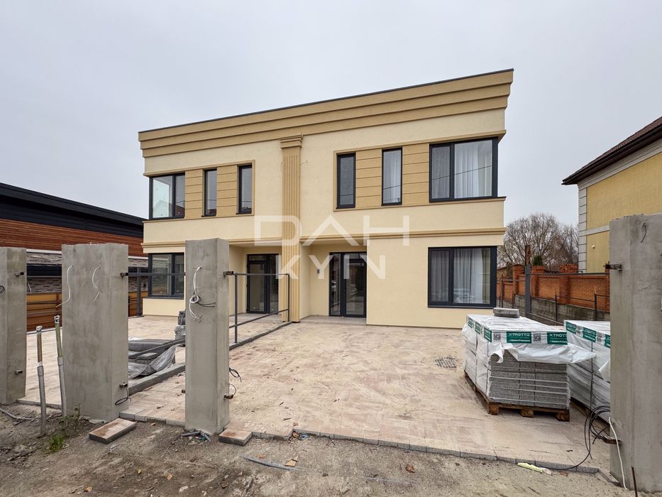 Дуплекс 125 м², 2.5 сотки біля ЖК Рідний 2, та Озерний гай | поруч озеро, є газ, від забудовника