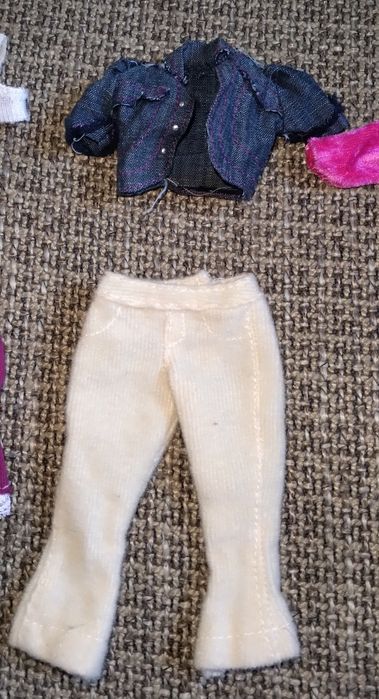 Conjunto roupas Barbie