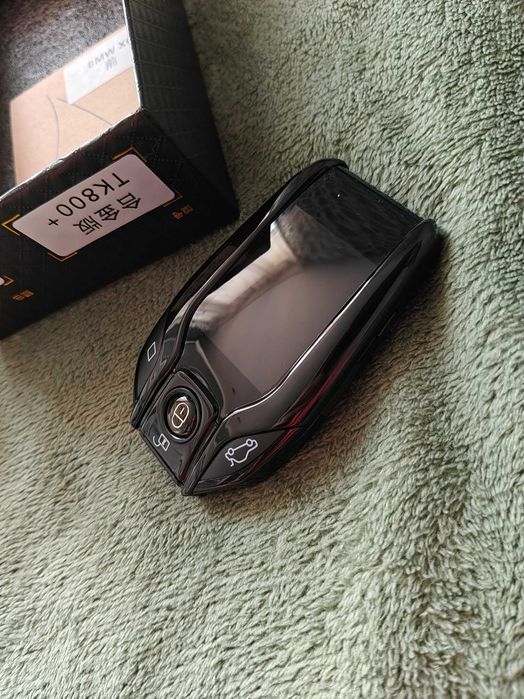 Uniwersalny TK800. Do BMW.  Ekran dotykowy LCD