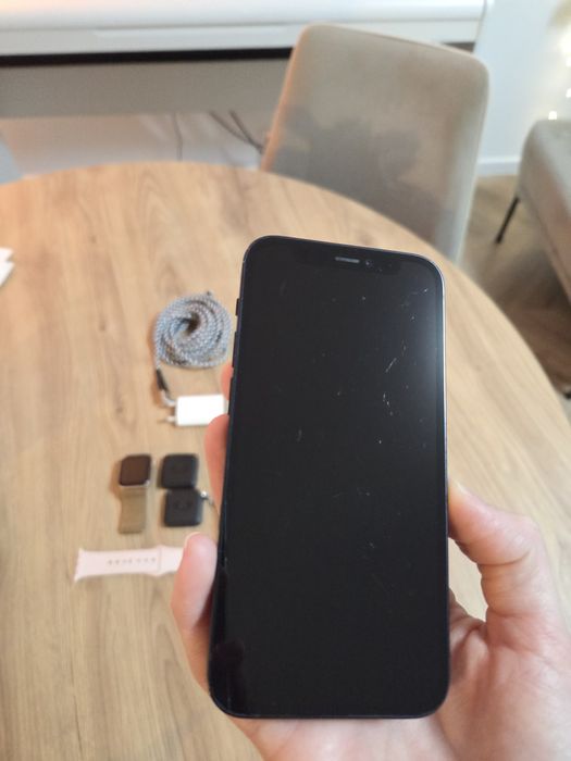 IPhone 12 mini, Apple watch 6