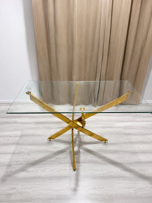 Mesa 4 pessoas dourada