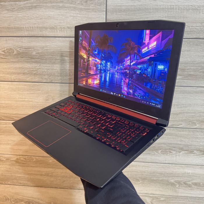 Ігровий ноутбук Acer Nitro Gtx 1050 4Gb, i5 8300H