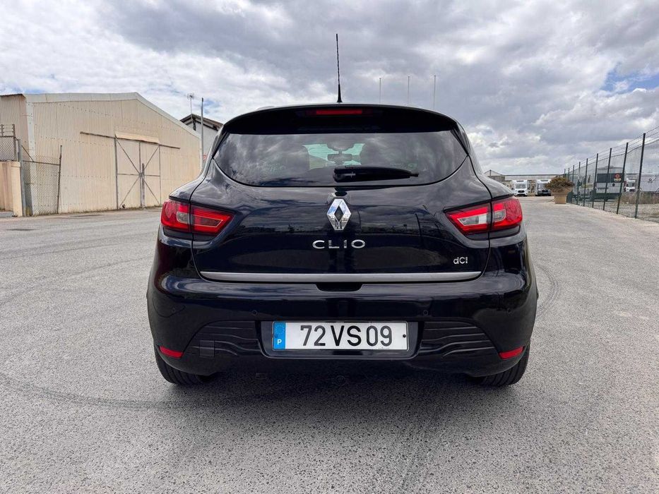 Renault Clio IV 1.5 dCi Dynamique S | EXCELENTE ESTADO | Revisão + Distribuição Feita