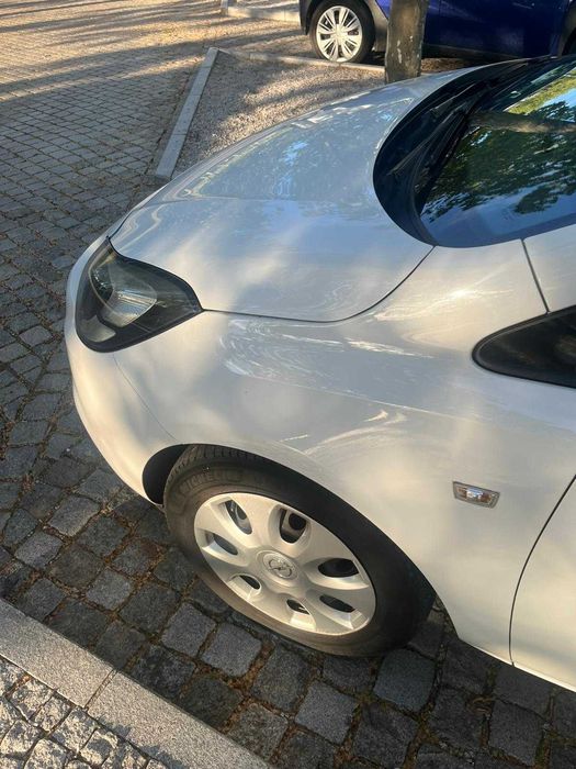 ! Opel Corsa E-Van 1.3 CDTI (1248cc, 95cv) – Económico, Fiável e Pronto a Trabalhar. Económico e com excelente desempenho é a escolha ideal!