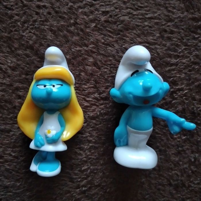 Sprzedam NOWE figurki smerfy