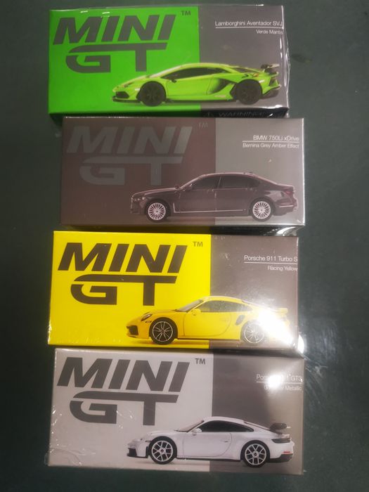 Mini gt novos com portes incluídos