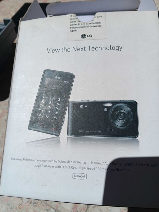 Telemóvel LG KU 990 usado