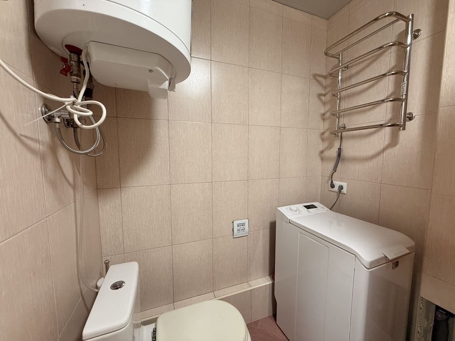 Продам 2-ух ком кв просторную Кирпич Тополь 3 от Созидателя