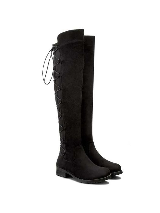 Чоботи високі чорні