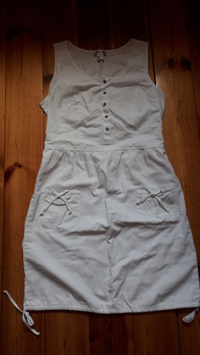 Nowa sukienka collection