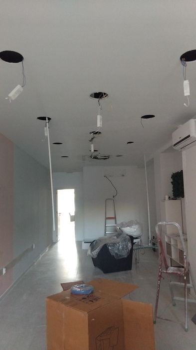 Pequenos reparos,elétrica, acentamento, pintura, pedreiro