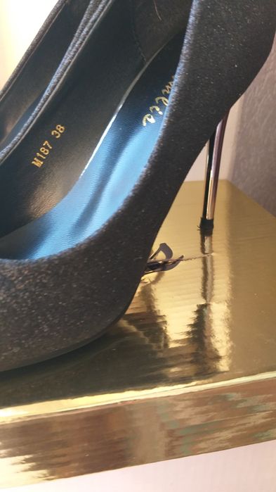 Женские туфли 38р