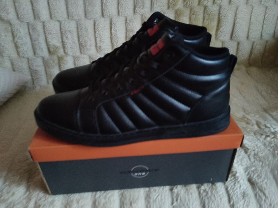 Buty męskie Memphis 45 Nowe