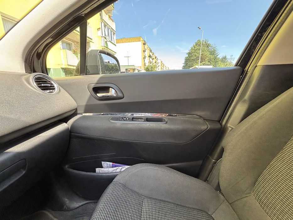Peugeot 5008 1.6 BlueHDi 120KM AUTOMAT 2015r