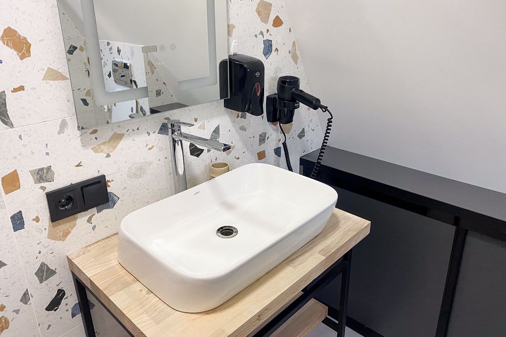 Оренда будинку з чаном, альтанкою, мангалом, кострищем, біля річки