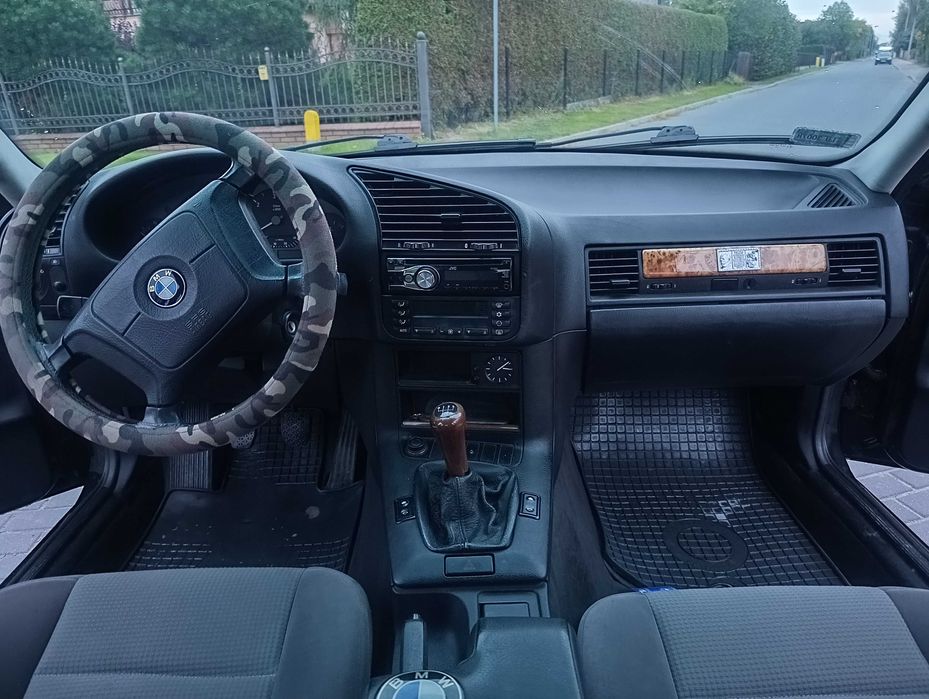 Samochód BMW e36