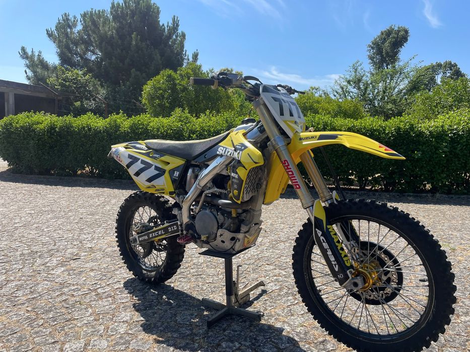 Susuki RMZ 450 de 2012 (matriculada)