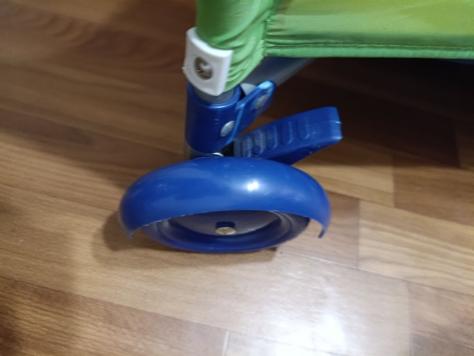 Манеж для двойни