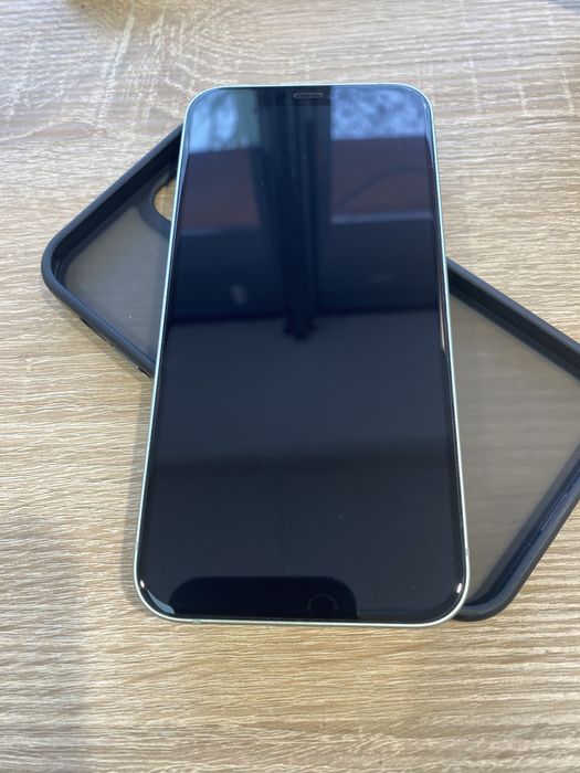 Продаю или обменяю IPhone 12 128gb