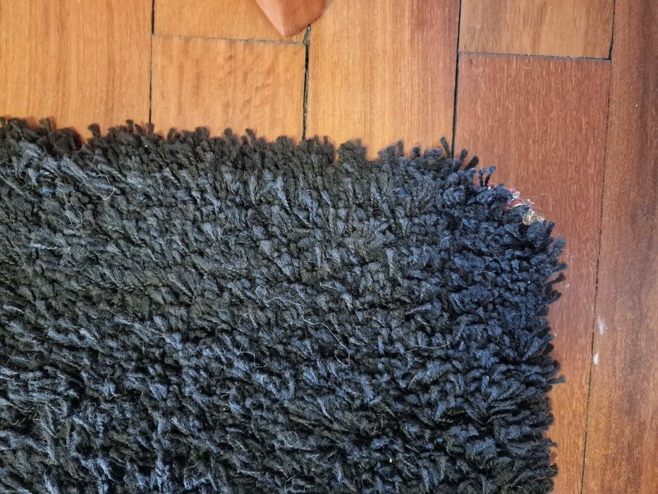 Tapete  preto 160x1.30cm