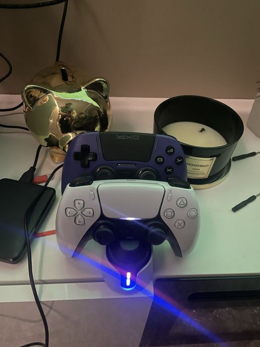 Ps5 pro 2tb stam idealny 2 pady
