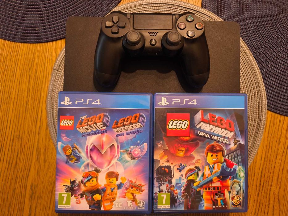 PlayStation PS4 slim